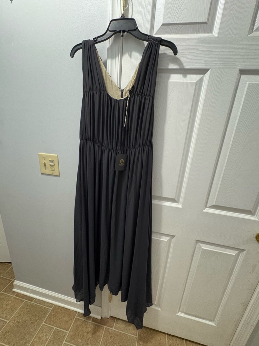 Peserico Assymetrical Hem Sleeveless Maxi Dress In Navy Size 42/ US 6
